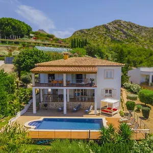 https://villa-huera.balearic-islands.net