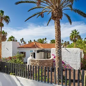 https://villa-savila.hotelsfuerteventura.org